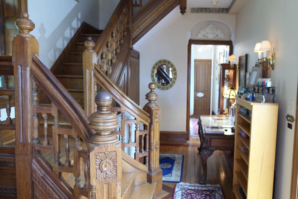 Beauclaires Bed & Breakfast Cape May Exterior photo