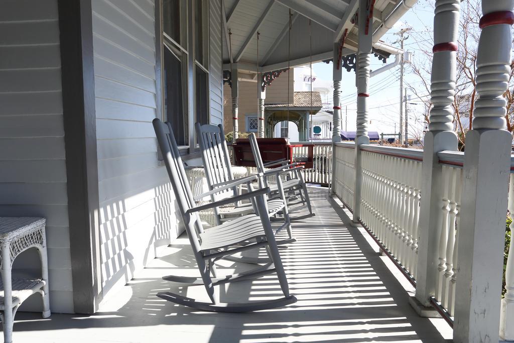 Beauclaires Bed & Breakfast Cape May Exterior photo